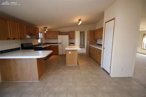 6424 Southfork Dr, Peyton, CO 80831 photo 5