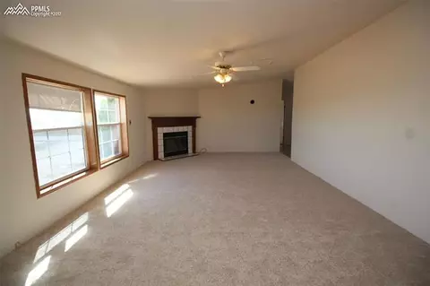 6424 Southfork Dr, Peyton, CO 80831 photo 2