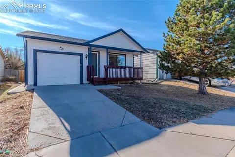 1110 Grinde Dr, Fountain, CO 80817