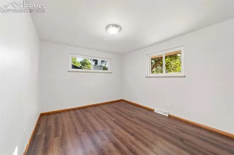 554 Quentin St, Aurora, CO 80011 photo 13