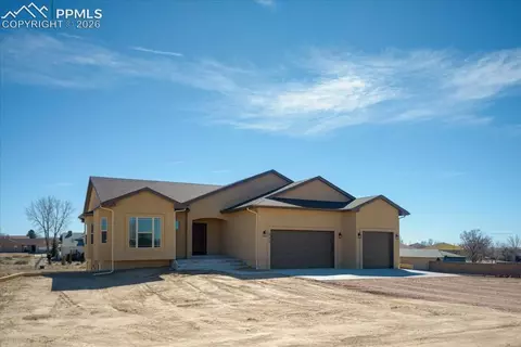 538 S Ferncliff Dr, Pueblo West, CO 81007