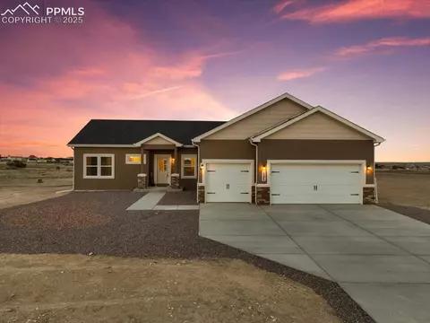848 E Platteville Blvd, Pueblo West, CO 81007