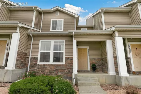 7489 Sandy Springs Pt, Fountain, CO 80817