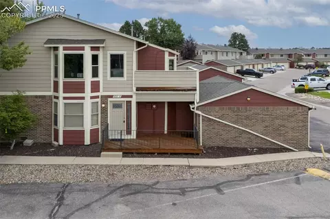 488 W Rockrimmon Blvd #H, Colorado Springs, CO 80919