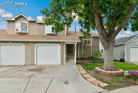 1964 Copper Creek Dr, Colorado Springs, CO 80910