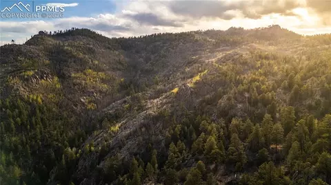 404 Valley Dr, Florissant, CO 80816