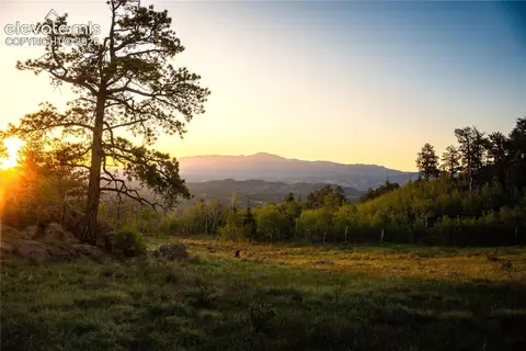 404 Valley Dr, Florissant, CO 80816