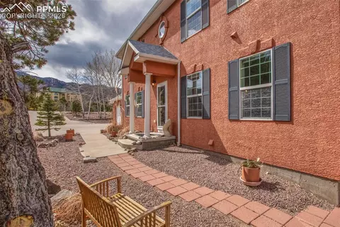 27 Kyndra Ct, Canon City, CO 81212
