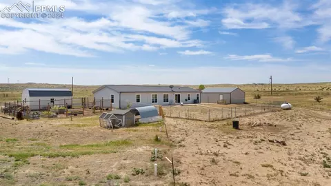 5621 Salt Cedar Rd, Pueblo, CO 81008