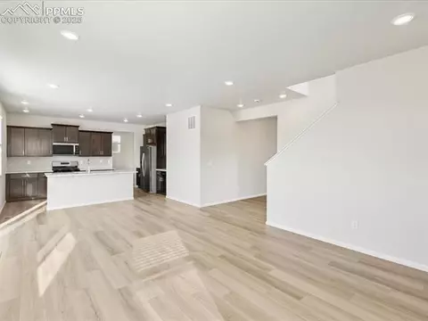 13435 Valley Peak Dr, Peyton, CO 80831 photo 6
