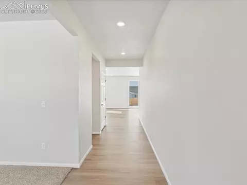 13435 Valley Peak Dr, Peyton, CO 80831 photo 2