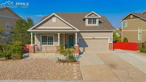 7022 Creekfront Dr, Fountain, CO 80817