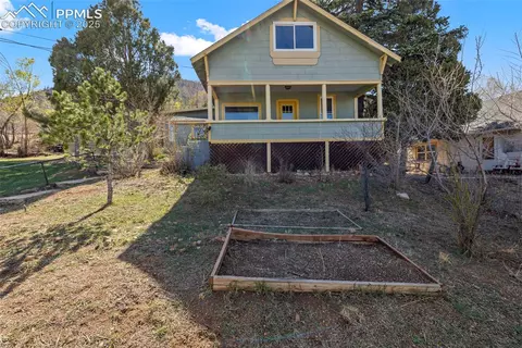 4 Mica Ave, Manitou Springs, CO 80829