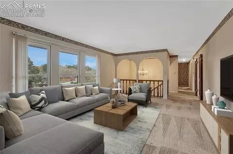 10 Gold Coin Ct, Colorado Springs, CO 80919