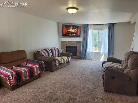 8975 Kingston Heath Rd, Peyton, CO 80831 photo 2
