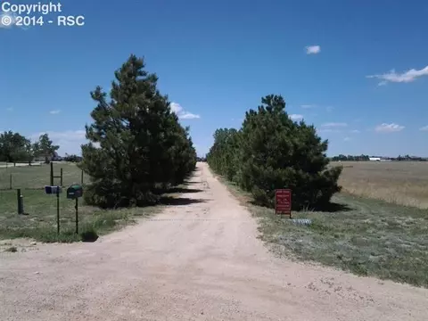 6940 Sphinx Ct, Peyton, CO 80831 photo 2