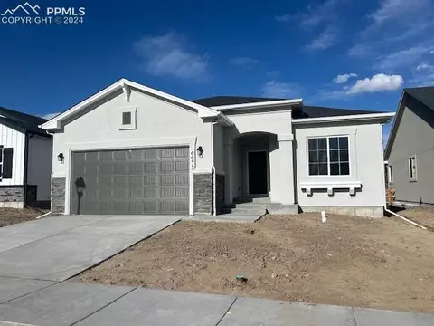 6635 Vistancia Ave, Colorado Springs, CO 80922