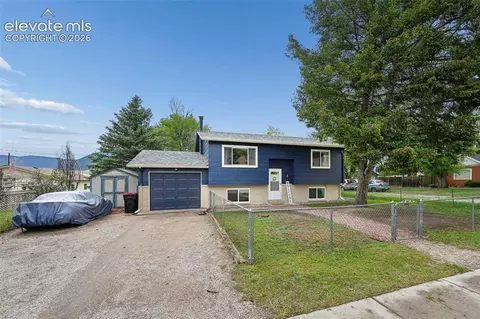 33 Washington St, Monument, CO 80132