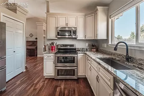 11243 Allendale Dr, Peyton, CO 80831 photo 10