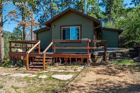 10341 Aspen St, Green Mountain Falls, CO 80819