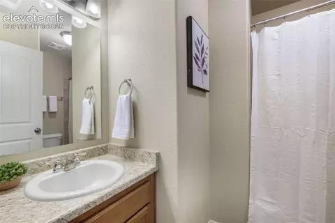 Bath - 7704 Cruzer Hts, Peyton, CO 80831 photo 2 of 4