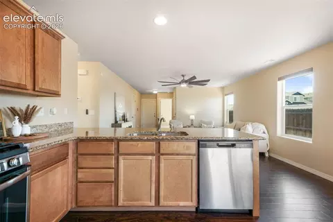 Kitchen - 7704 Cruzer Hts, Peyton, CO 80831 photo 2 of 2