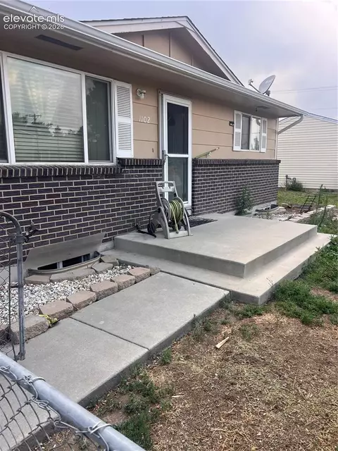 1102 Maxwell St, Colorado Springs, CO 80906