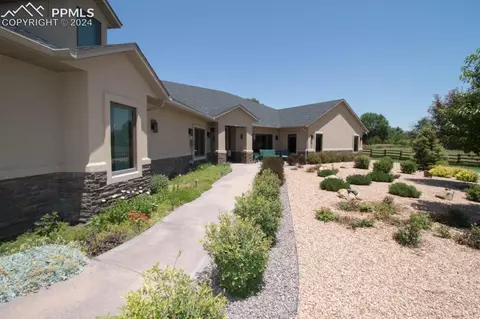 1287 3rd St, Penrose, CO 81240