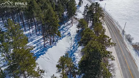 14420 S Perry Park Rd, Larkspur, CO 80118