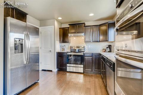 12040 Eagle Crest Ct, Peyton, CO 80831 photo 9