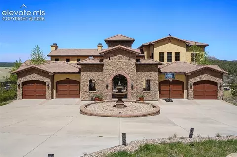 2869 Valley Park Dr, Larkspur, CO 80118