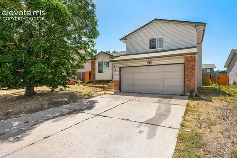 4475 Moonbeam Dr, Colorado Springs, CO 80916