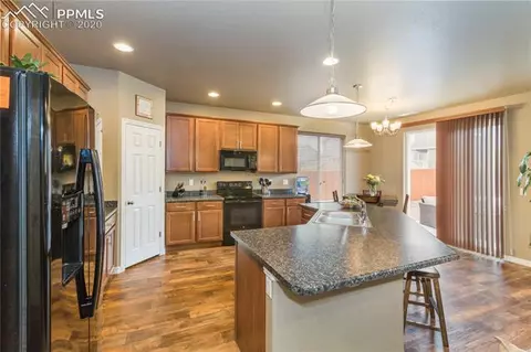 10314 Boulder Ridge Dr, Peyton, CO 80831 photo 2