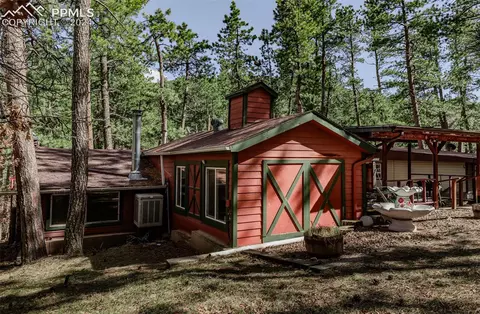 8955 League Trl, Beulah, CO 81023