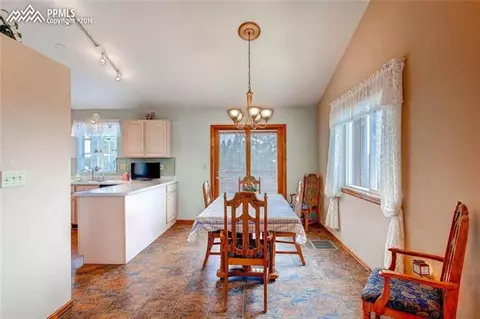 264 Cradle Lake Dr, Divide, CO 80814 photo 7