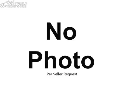 1214 Claremont Ave, Pueblo, CO 81004