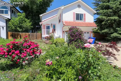 1250 Arizona Sun Grv, Colorado Springs, CO 80909