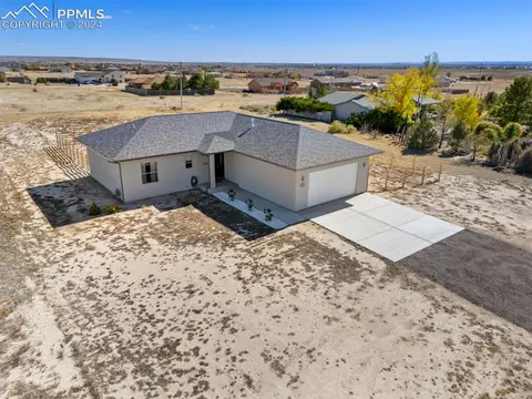 1252 N Marwyck Dr, Pueblo, CO 81007