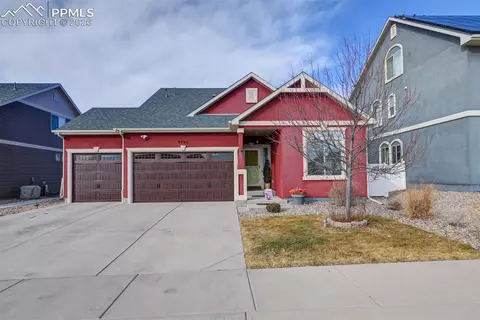 9290 Streamside Trl, Fountain, CO 80817