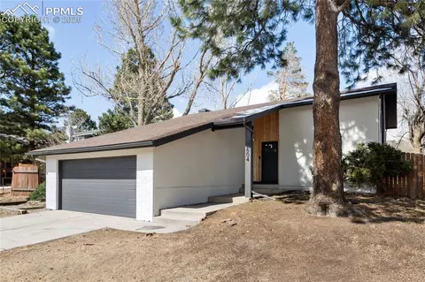 2604 E Serendipity Cir, Colorado Springs, CO 80917