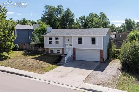 4770 W Old Farm Cir, Colorado Springs, CO 80917