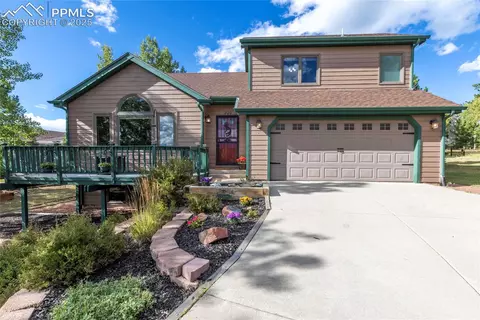 220 Crestwood Dr, Woodland Park, CO 80863
