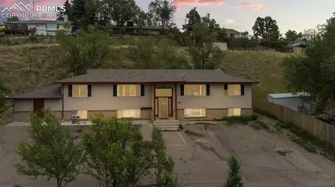 819 Fontmore Rd, Colorado Springs, CO 80904
