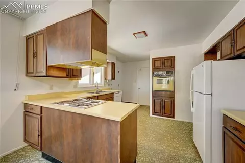 585 Heatherdowns Na Na, Monument, CO 80132 photo 9