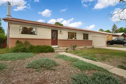1202 Fosdick Dr, Colorado Springs, CO 80909