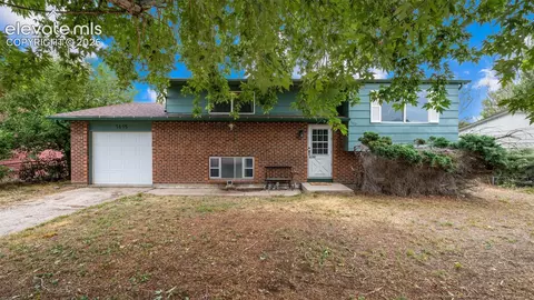 1615 Mineola St, Colorado Springs, CO 80915