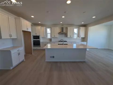 16980 Starfall Dr, Monument, CO 80132 photo 2