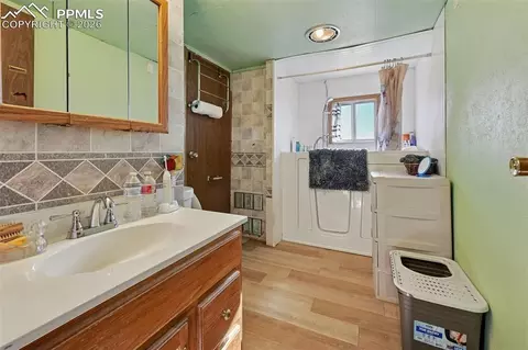 Bath - 12220 Preston Pl, Peyton, CO 80831 photo 1 of 1