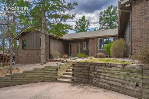 2405 Constellation Dr, Colorado Springs, CO 80906