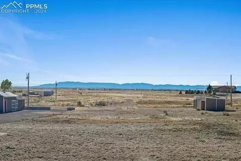 1482 E Ithaca Dr, Pueblo, CO 81007 photo 25
